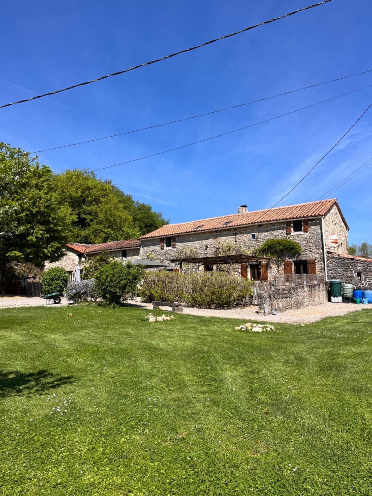 Willa Le Plantier2 Beaulieu-sur-Sonnette Zewnętrze zdjęcie