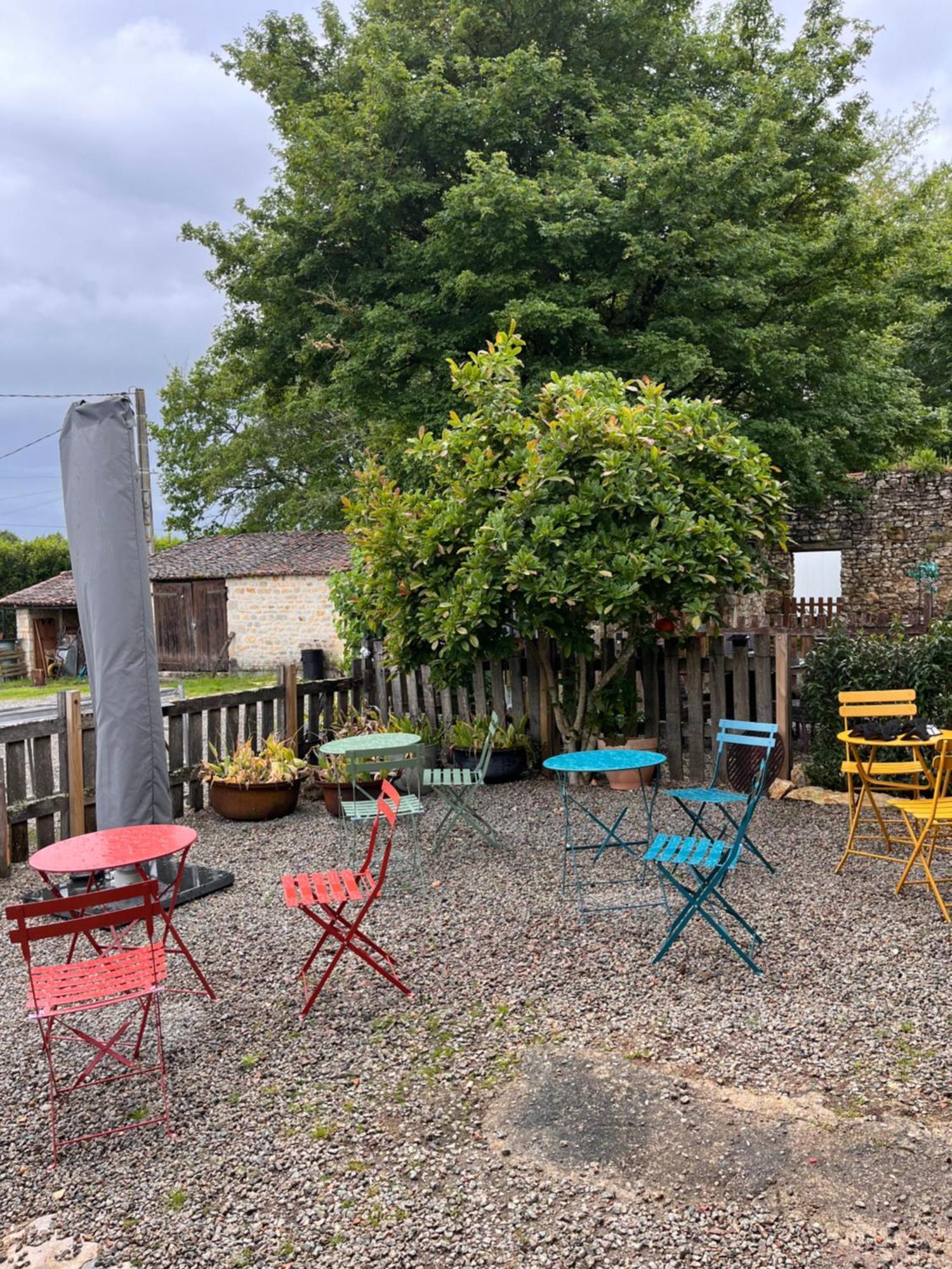 Willa Le Plantier2 Beaulieu-sur-Sonnette Zewnętrze zdjęcie